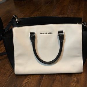 Michael Kors Selma Color White Block bag